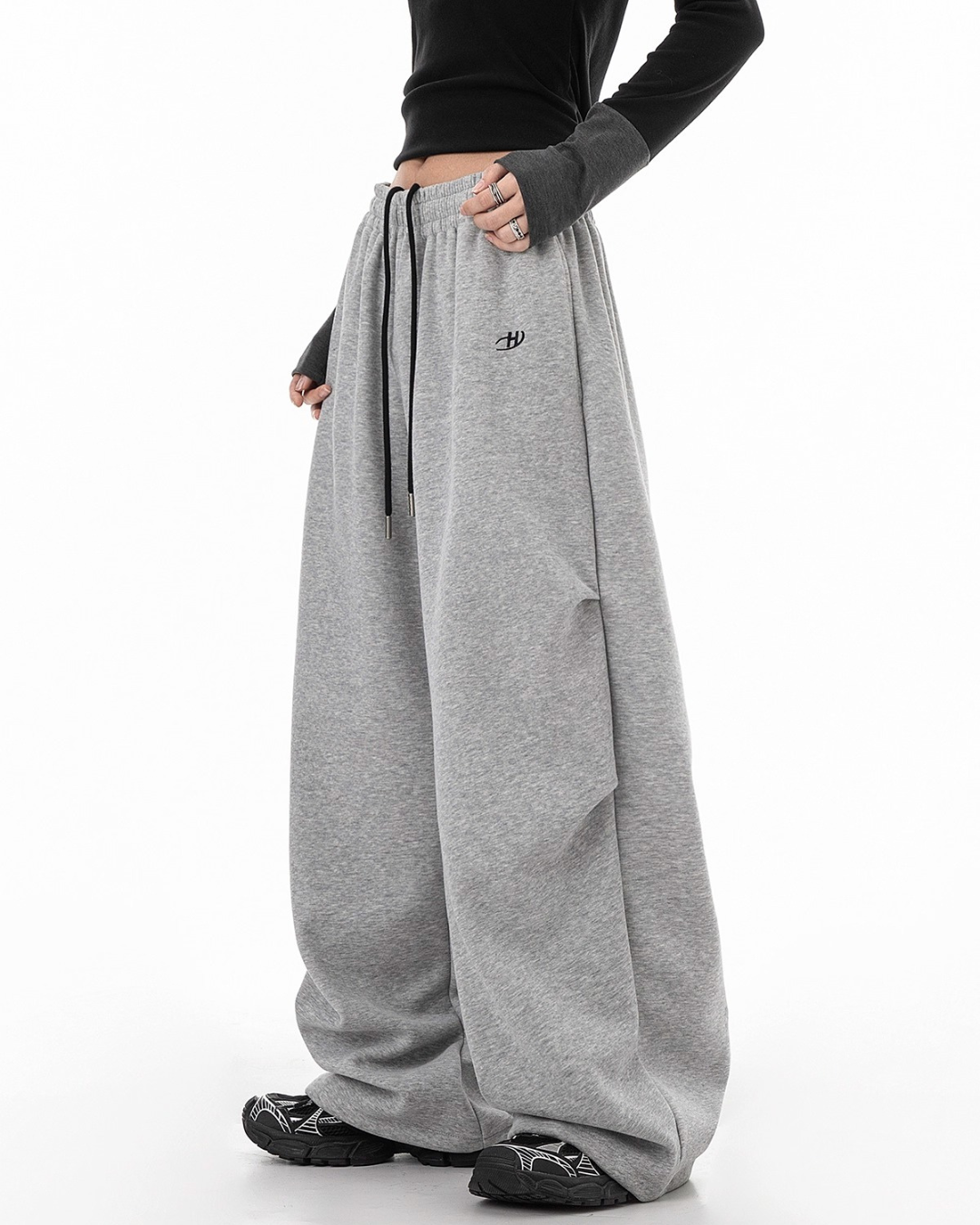 Essential Wide Sweat Pants