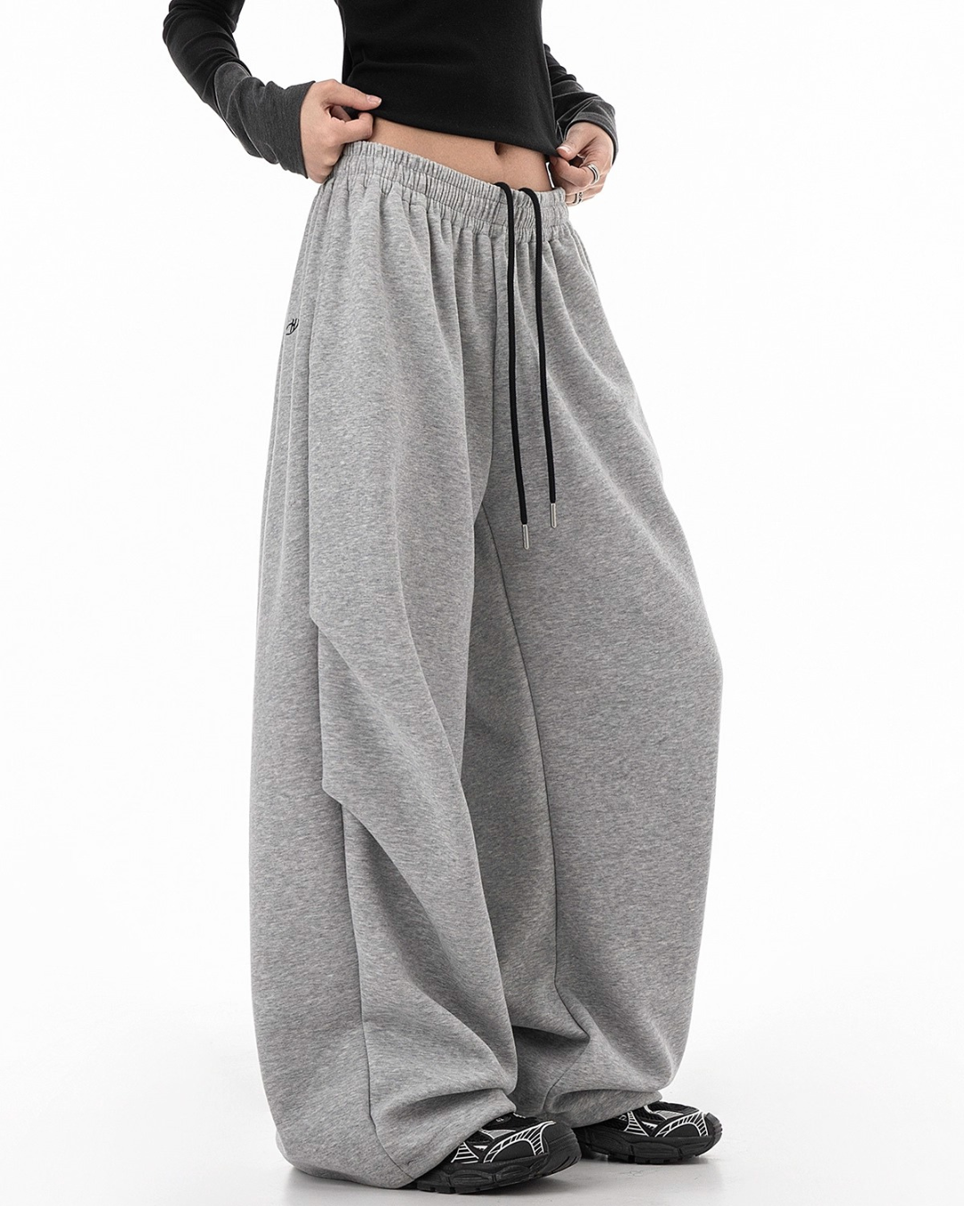 Essential Wide Sweat Pants