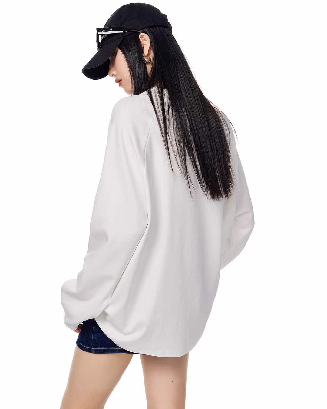 Dog Graphic Long Sleeve Tee