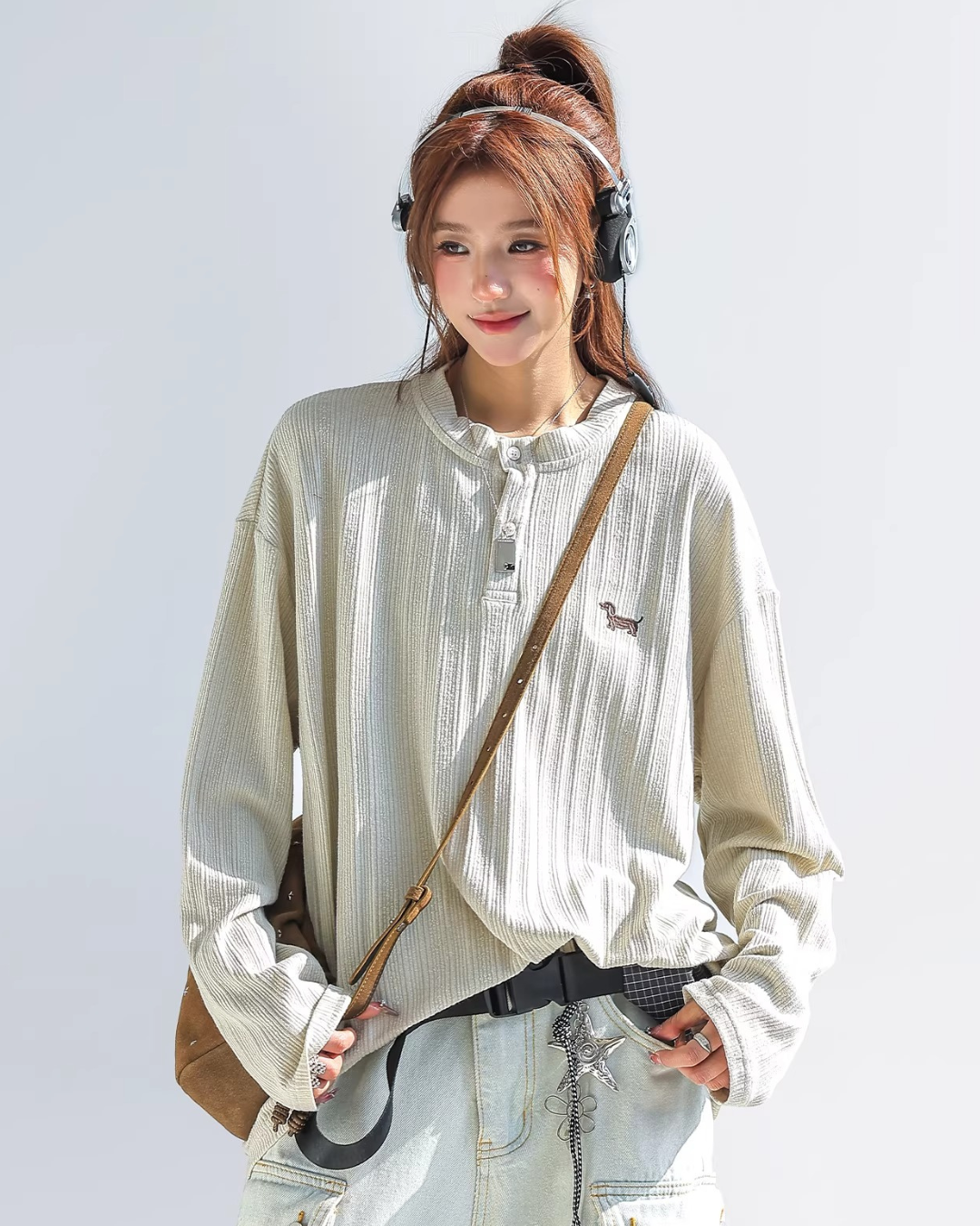 Embroidered Puppy Loose Pullover