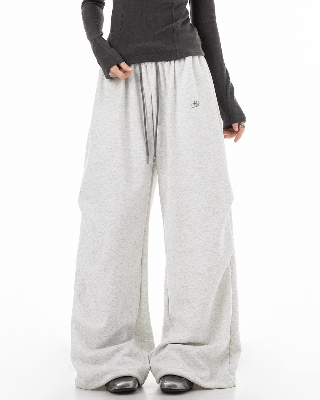 Essential Wide Sweat Pants