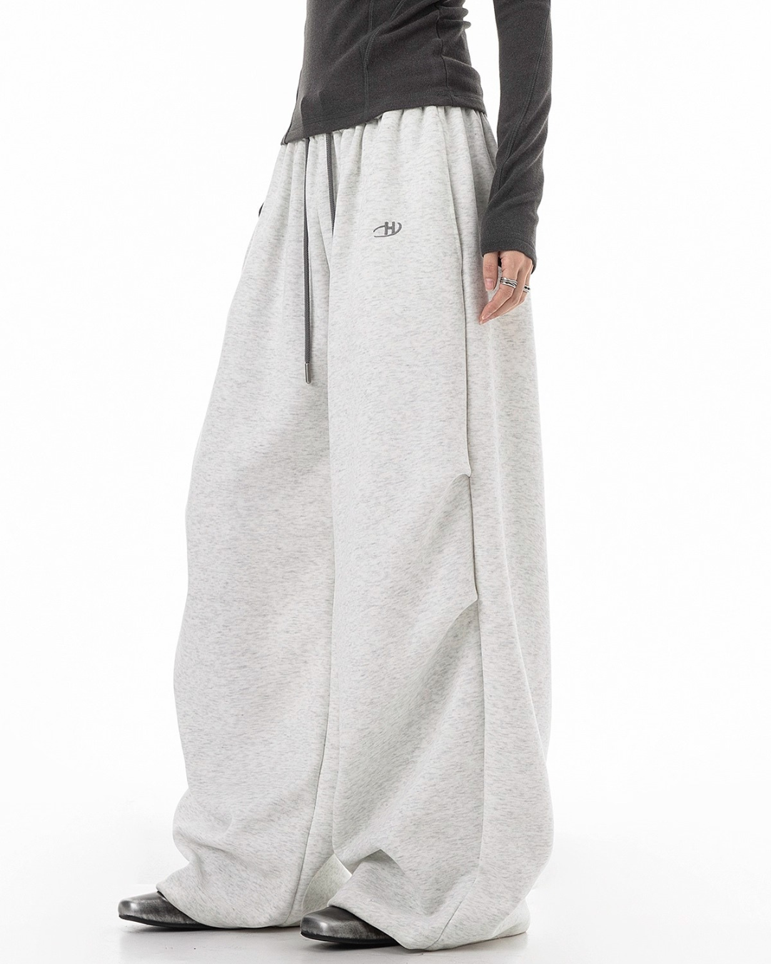 Essential Wide Sweat Pants