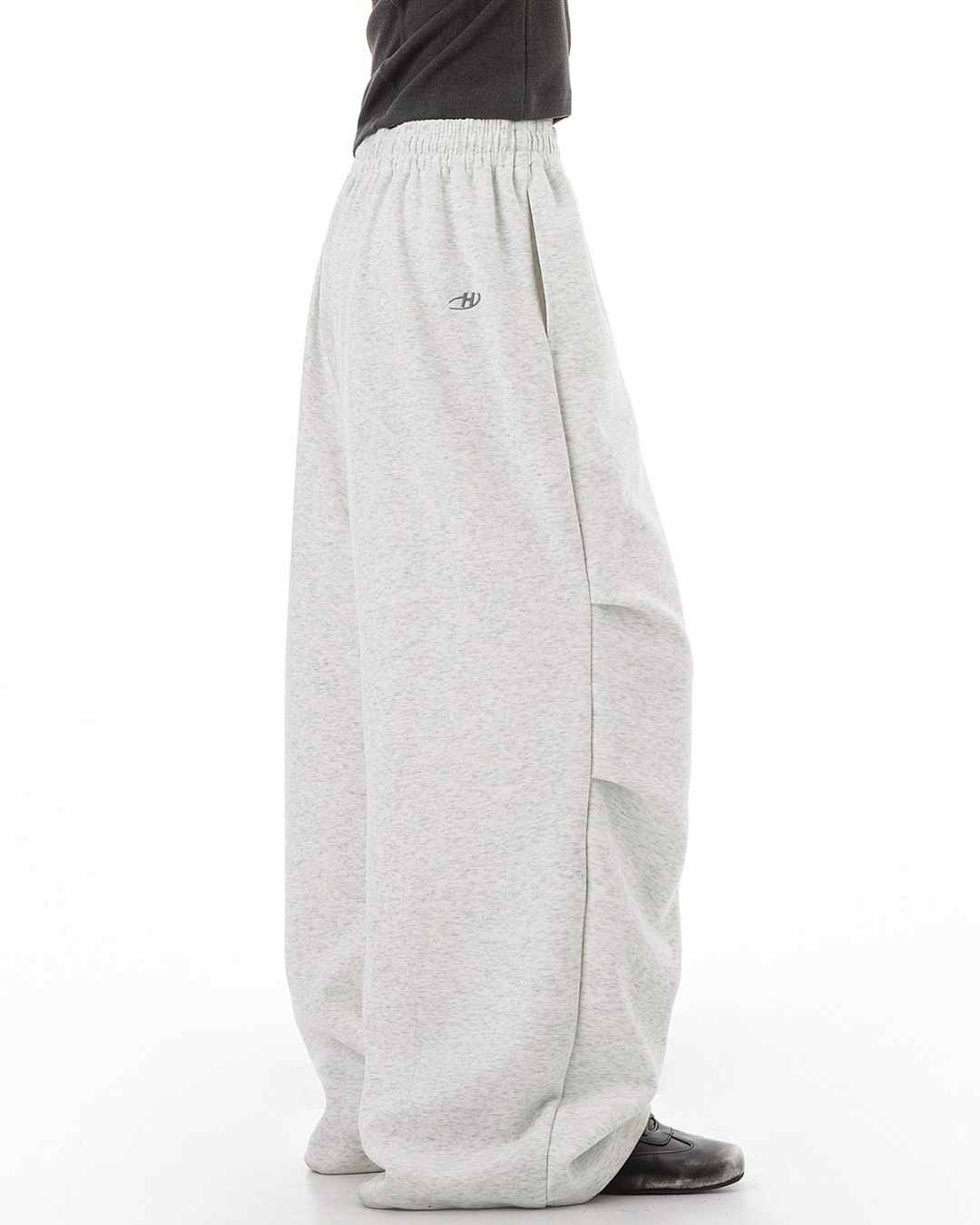 Essential Wide Sweat Pants
