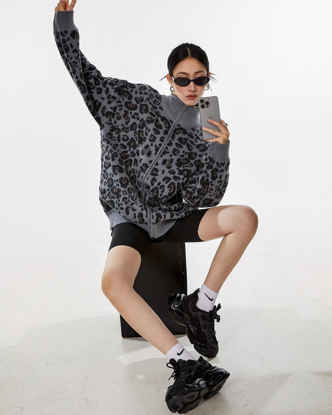 Leopardish Knit Zip Jacket