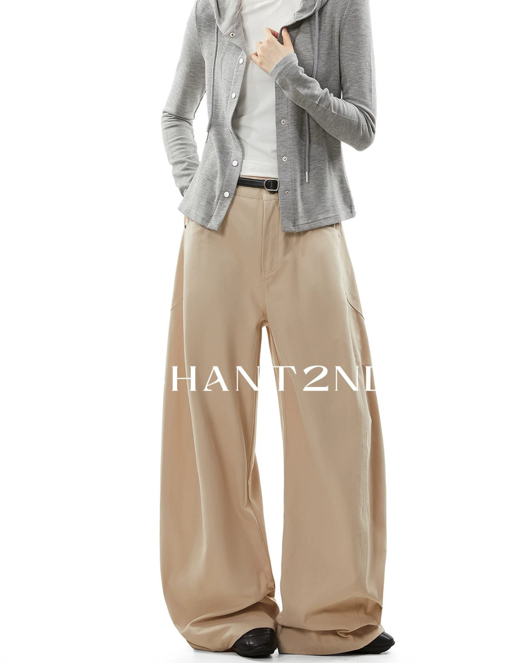 Curved Hem Wide Jeans