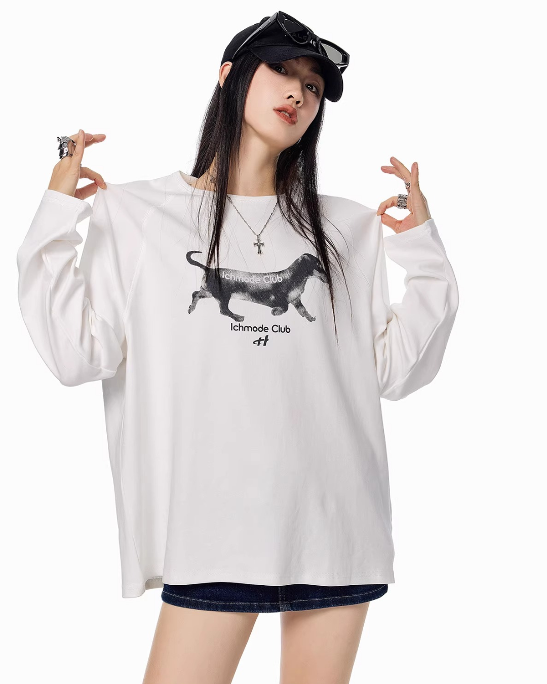 Dog Graphic Long Sleeve Tee