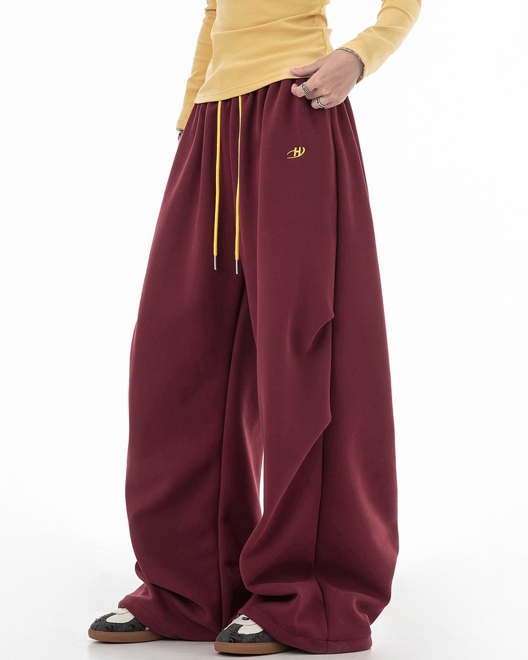 Essential Wide Sweat Pants