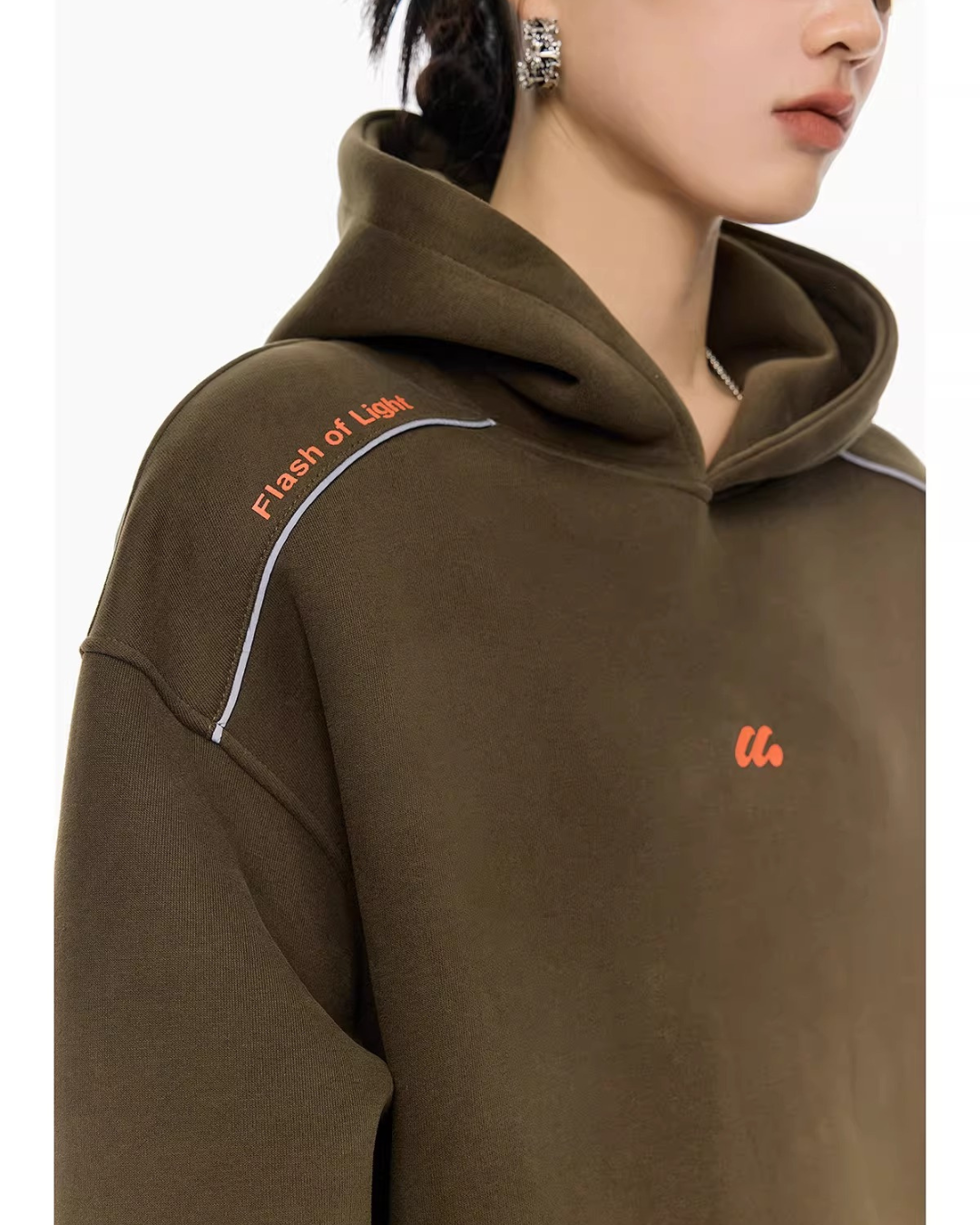 Flash Curve Piping Hoodie