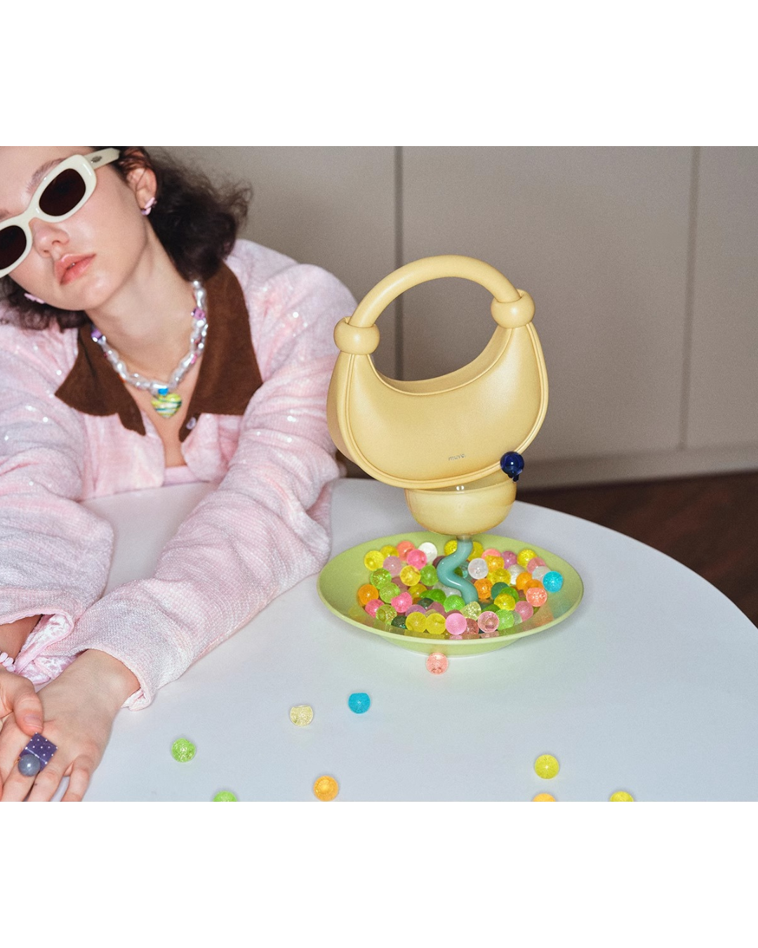 Iconic Mini Handbag [2 Size]