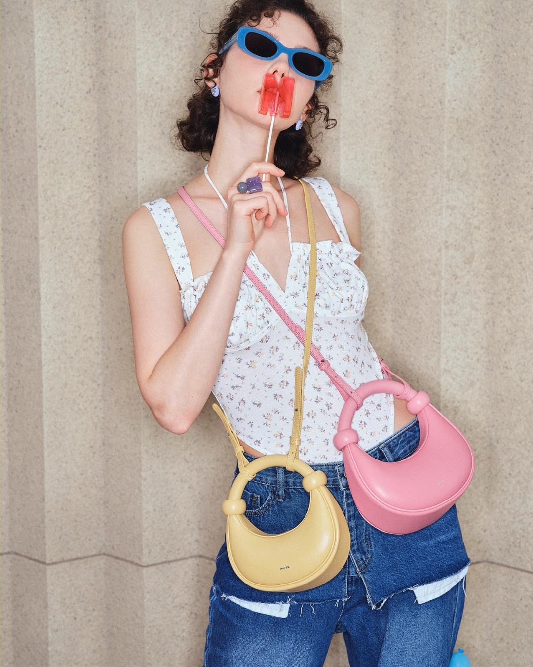 Iconic Mini Handbag [2 Size]