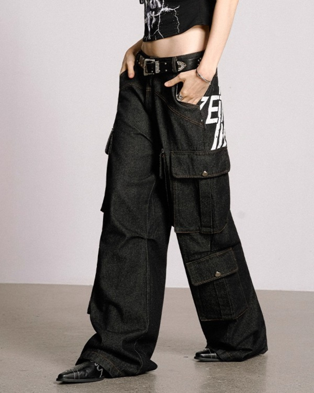 Edgy Wide Straight Cargo Jeans
