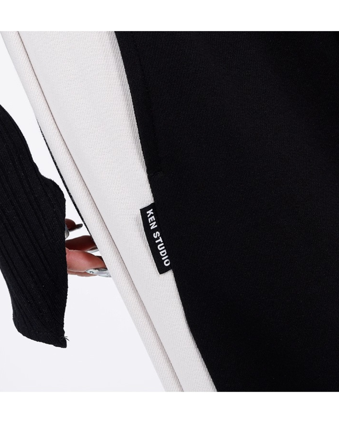 Contrast Line Wide Pants