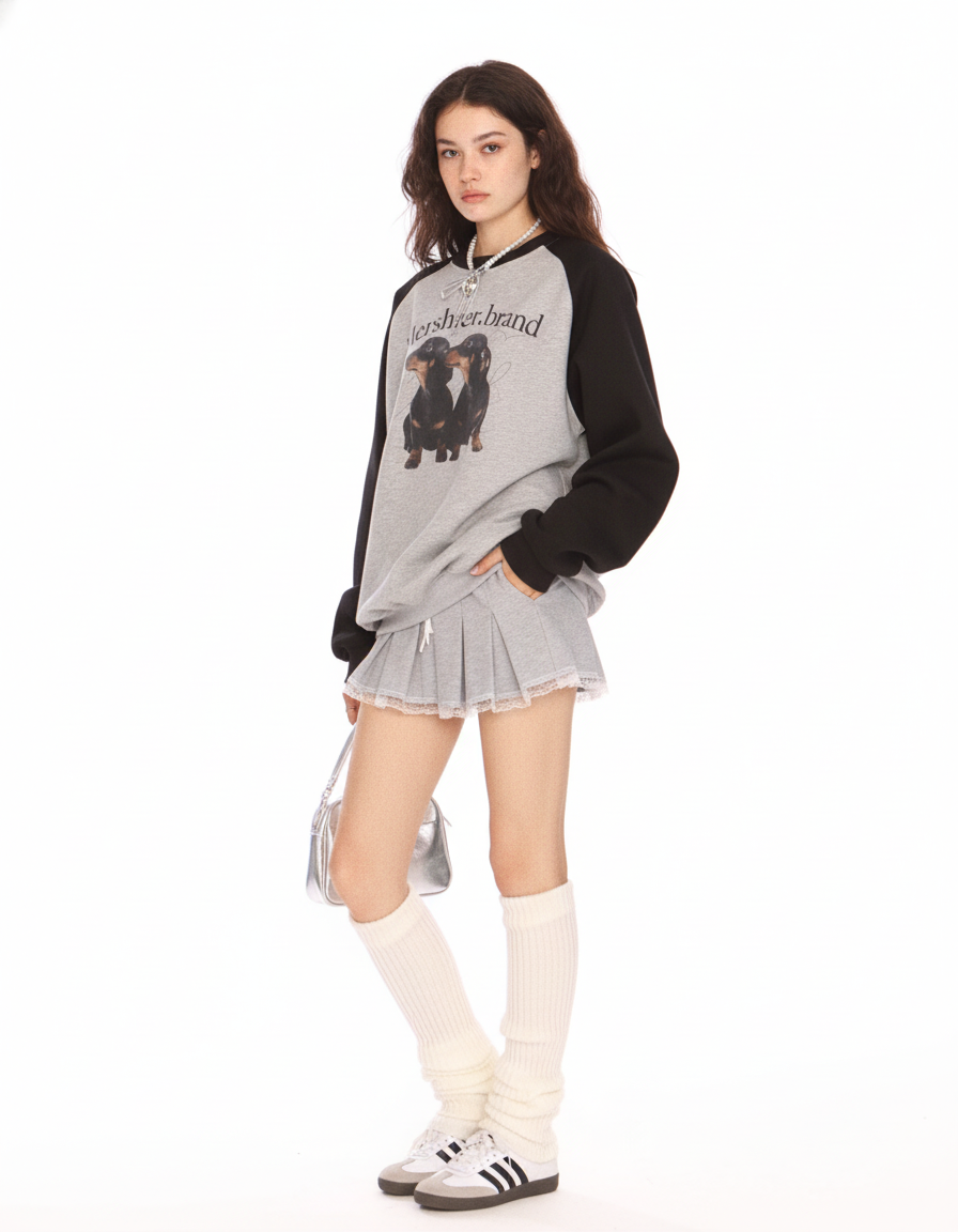 Loose Fit Puppy Print Crewneck
