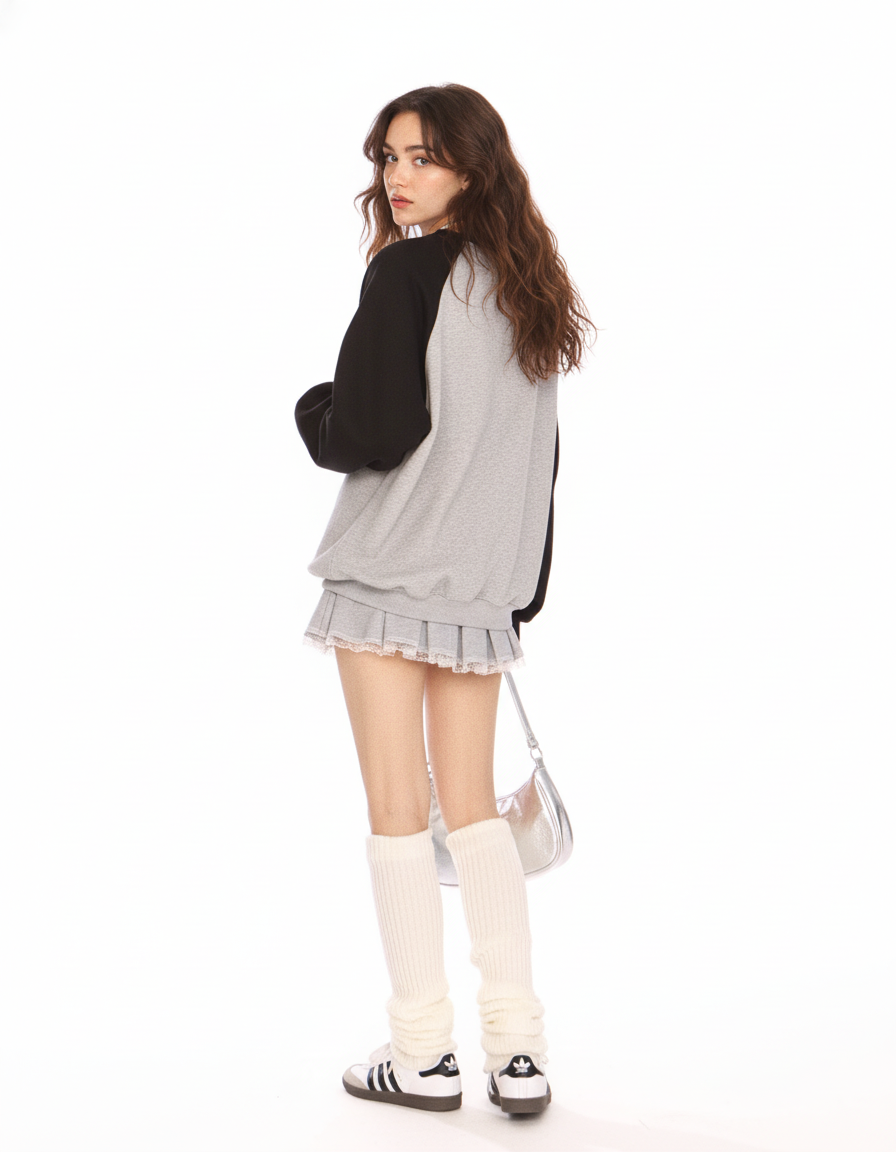 Loose Fit Puppy Print Crewneck